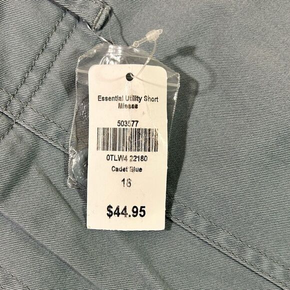 NWT LL Bean Favorite Fit Utility Shorts cadet blue size 18 cotton blend - Picture 8 of 8